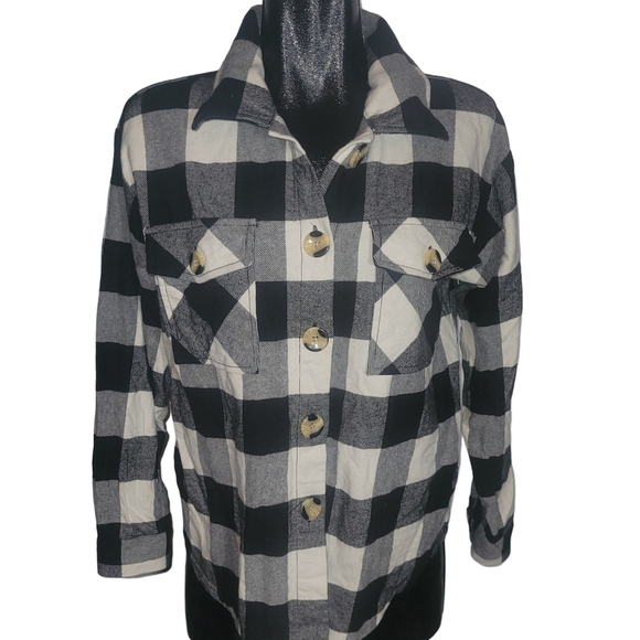 Suzy Shier Black And White Plaid Flannel Shirt M - Picture 1 of 7